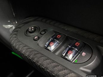 MINI COUNTRYMAN 1.5 7.6kWh GPF Cooper SE SUV 5dr Petrol Plug-in Hybrid Auto ALL4