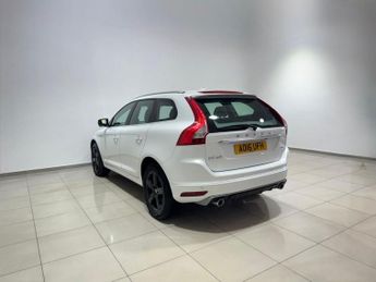 VOLVO XC60 2.4 D5 R-Design Lux Nav SUV 5dr Diesel Auto AWD Euro 6 (s/s) (22