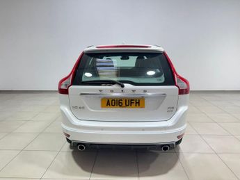 VOLVO XC60 2.4 D5 R-Design Lux Nav SUV 5dr Diesel Auto AWD Euro 6 (s/s) (22