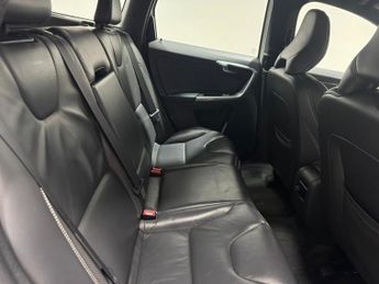 VOLVO XC60 2.4 D5 R-Design Lux Nav SUV 5dr Diesel Auto AWD Euro 6 (s/s) (22