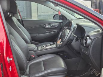 HYUNDAI KONA 64kWh Premium SE SUV 5dr Electric Auto (7kW Charger) (204 ps)