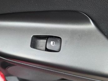 HYUNDAI KONA 64kWh Premium SE SUV 5dr Electric Auto (7kW Charger) (204 ps)