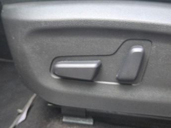 HYUNDAI KONA 64kWh Premium SE SUV 5dr Electric Auto (7kW Charger) (204 ps)