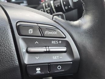 HYUNDAI KONA 64kWh Premium SE SUV 5dr Electric Auto (7kW Charger) (204 ps)