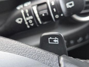 HYUNDAI KONA 64kWh Premium SE SUV 5dr Electric Auto (7kW Charger) (204 ps)