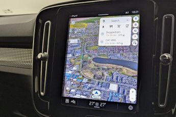 VOLVO XC40 Recharge Twin 78kWh SUV 5dr Electric Auto AWD (408 ps)