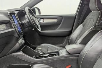 VOLVO XC40 Recharge Twin 78kWh SUV 5dr Electric Auto AWD (408 ps)