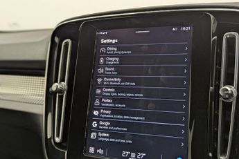 VOLVO XC40 Recharge Twin 78kWh SUV 5dr Electric Auto AWD (408 ps)