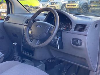 FORD TRANSIT CONNECT 1.8 TDCi T230 L L3 H3 4dr