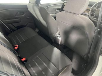 DACIA SANDERO STEPWAY 1.0 TCe Essential Hatchback 5dr Bi Fuel Manual Euro 6 (s/s) (100