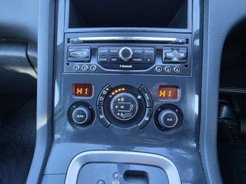 PEUGEOT 5008 2.0 HDi Allure MPV 5dr Diesel Auto Euro 5 (163 ps)