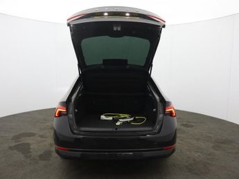 SKODA OCTAVIA 1.4 TSI iV 13kWh SE L Hatchback 5dr Petrol Plug-in Hybrid DSG Eu