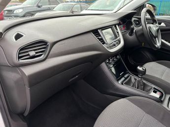 VAUXHALL GRANDLAND X 1.2 Turbo GPF SE SUV 5dr Petrol Manual Euro 6 (s/s) (130 ps)
