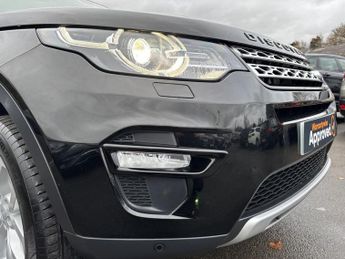 LAND ROVER DISCOVERY SPORT 2.0 TD4 HSE SUV 5dr Diesel Auto 4WD Euro 6 (s/s) (180 ps)