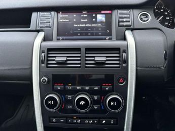 LAND ROVER DISCOVERY SPORT 2.0 TD4 HSE SUV 5dr Diesel Auto 4WD Euro 6 (s/s) (180 ps)