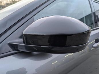 LAND ROVER RANGE ROVER EVOQUE 2.0 eD4 SE SUV 5dr Diesel Manual FWD Euro 6 (s/s) (150 ps)