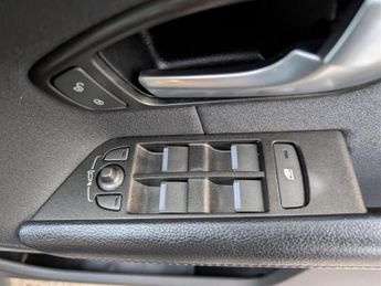 LAND ROVER RANGE ROVER EVOQUE 2.0 eD4 SE SUV 5dr Diesel Manual FWD Euro 6 (s/s) (150 ps)