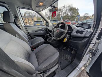 FIAT DOBLO 1.6 MultiJet Easy MPV 5dr Diesel Manual Euro 6 (95 ps)