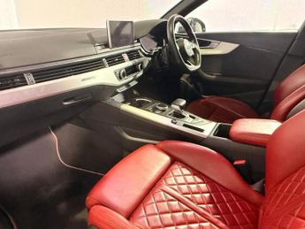 AUDI S4 AVANT 3.0 TFSI V6 Estate 5dr Petrol Tiptronic quattro Euro 6 (s/s) (35