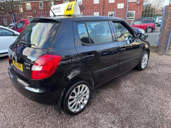 SKODA FABIA 1.6 TDI Elegance Hatchback 5dr Diesel Manual Euro 5 (90 ps)