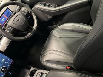 FORD MUSTANG MACH-E Extended Range 91kWh SUV 5dr Electric Automatic (294 ps)