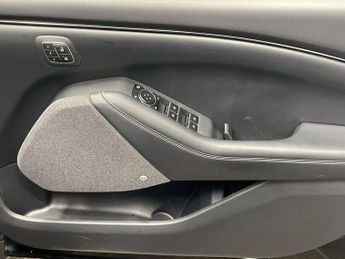 FORD MUSTANG MACH-E Extended Range 91kWh SUV 5dr Electric Automatic (294 ps)