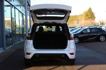 FORD KUGA 1.5 TDCi ST-Line SUV 5dr Diesel Powershift Euro 6 (s/s) (120 ps)