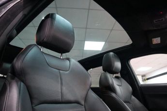 LAND ROVER RANGE ROVER EVOQUE 2.0 TD4 HSE Dynamic SUV 5dr Diesel Auto 4WD Euro 6 (s/s) (180 ps