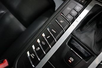 PORSCHE MACAN 3.0T V6 S SUV 5dr Petrol PDK 4WD Euro 6 (s/s) (354 ps)