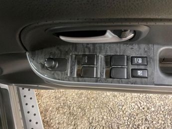 SUZUKI GRAND VITARA 2.4 VVT SZ5 SUV 5dr Petrol Auto 4WD Euro 4 (169 ps)