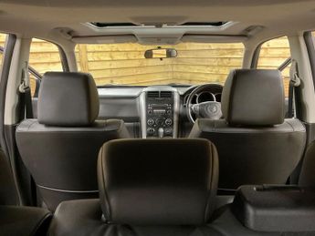 SUZUKI GRAND VITARA 2.4 VVT SZ5 SUV 5dr Petrol Auto 4WD Euro 4 (169 ps)