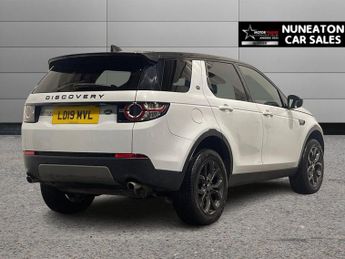 LAND ROVER DISCOVERY SPORT 2.0 TD4 Landmark SUV 5dr Diesel Auto 4WD Euro 6 (s/s) (180 ps)
