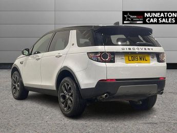 LAND ROVER DISCOVERY SPORT 2.0 TD4 Landmark SUV 5dr Diesel Auto 4WD Euro 6 (s/s) (180 ps)