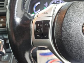 LEXUS CT 1.8 200h SE-L Hatchback 5dr Petrol Hybrid CVT Euro 5 (s/s) (136 