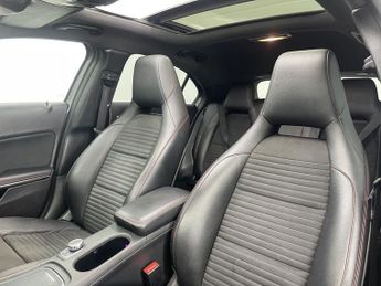 MERCEDES-BENZ A-CLASS 2.1 A200d AMG Line (Premium Plus) Hatchback 5dr Diesel 7G-DCT Eu