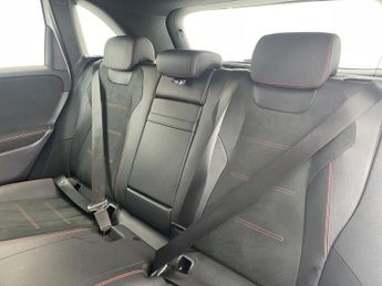 MERCEDES-BENZ B-CLASS 2.0 B200d AMG Line (Premium) MPV 5dr Diesel 8G-DCT Euro 6 (s/s) 