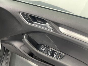 AUDI A3 2.0 TDI S line Saloon 4dr Diesel S Tronic quattro Euro 6 (s/s) (