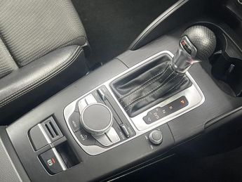 AUDI A3 2.0 TDI S line Saloon 4dr Diesel S Tronic quattro Euro 6 (s/s) (