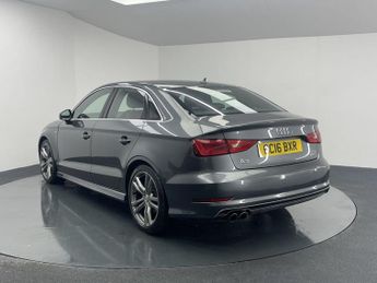 AUDI A3 2.0 TDI S line Saloon 4dr Diesel S Tronic quattro Euro 6 (s/s) (