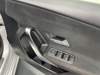 MERCEDES-BENZ A-CLASS 1.5 A180d AMG Line Hatchback 5dr Diesel 7G-DCT Euro 6 (s/s) (116