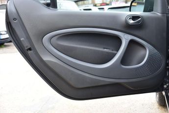 SMART FORTWO 17.6kWh Prime (Premium) Coupe 2dr Electric Auto (82 ps)
