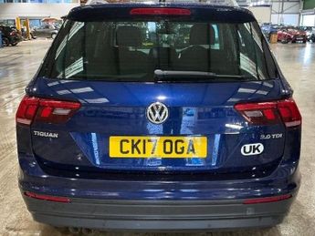 VOLKSWAGEN TIGUAN 2.0 TDI BlueMotion Tech SE SUV 5dr Diesel DSG Euro 6 (s/s) (150 