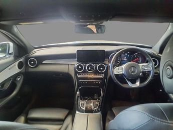 MERCEDES-BENZ C-CLASS C220d | AMG LINE | PREMIUM | LEATHER INTERIOR | HEATED SEATS | D