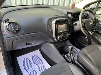 RENAULT CAPTUR 1.5 dCi Dynamique S MediaNav SUV 5dr Diesel EDC Euro 5 (90 ps)