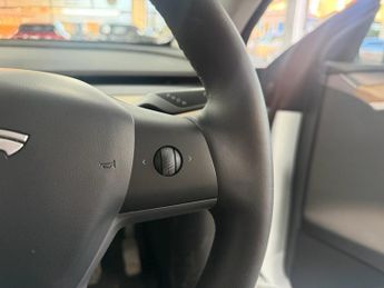 TESLA MODEL Y SUV 5dr Electric Auto RWD (346 ps)