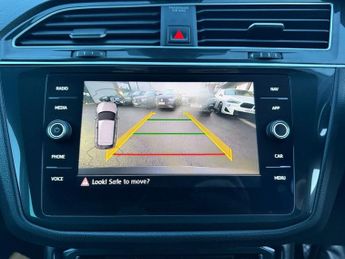 VOLKSWAGEN TIGUAN 2.0 TDI Match SUV 5dr Diesel DSG Euro 6 (s/s) (150 ps)