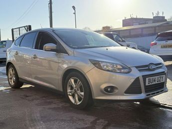 Ford Focus 1.6 TDCi Zetec Hatchback 5 Door Diesel Manual Silver Low Tax
