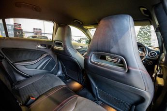 MERCEDES-BENZ A-CLASS 2.1 A200d AMG Line (Premium) Hatchback 5dr Diesel 7G-DCT Euro 6 