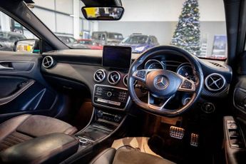 MERCEDES-BENZ A-CLASS 2.1 A200d AMG Line (Premium) Hatchback 5dr Diesel 7G-DCT Euro 6 