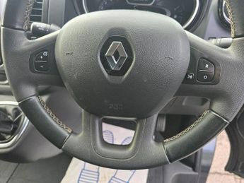 RENAULT TRAFIC Grey 2.0 dCi ENERGY 28 Sport Nav Van, Automatic , Euro 6 ULEZ, S